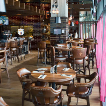 Browns New Westminster Restaurant Interior 3